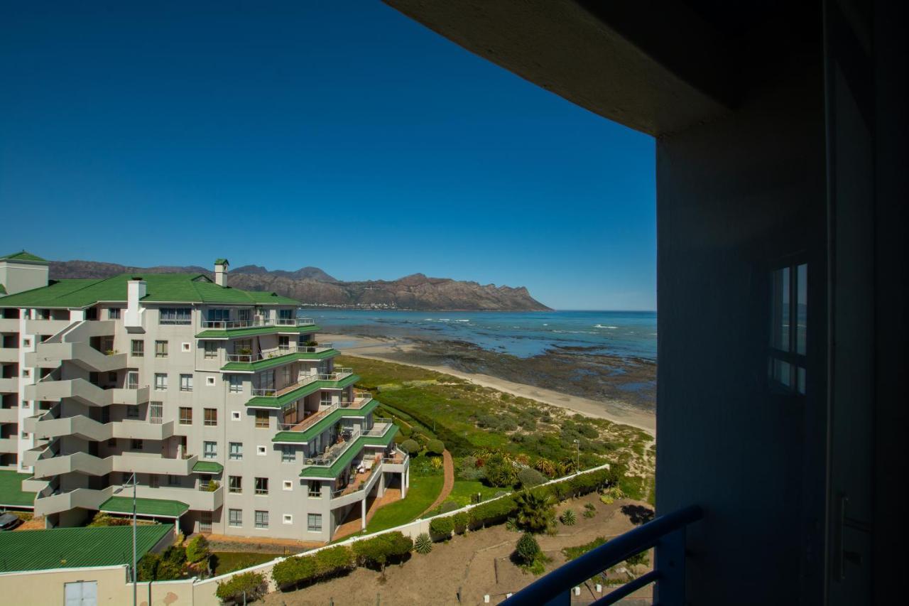 Ocean Breeze Hotel Strand Ngoại thất bức ảnh