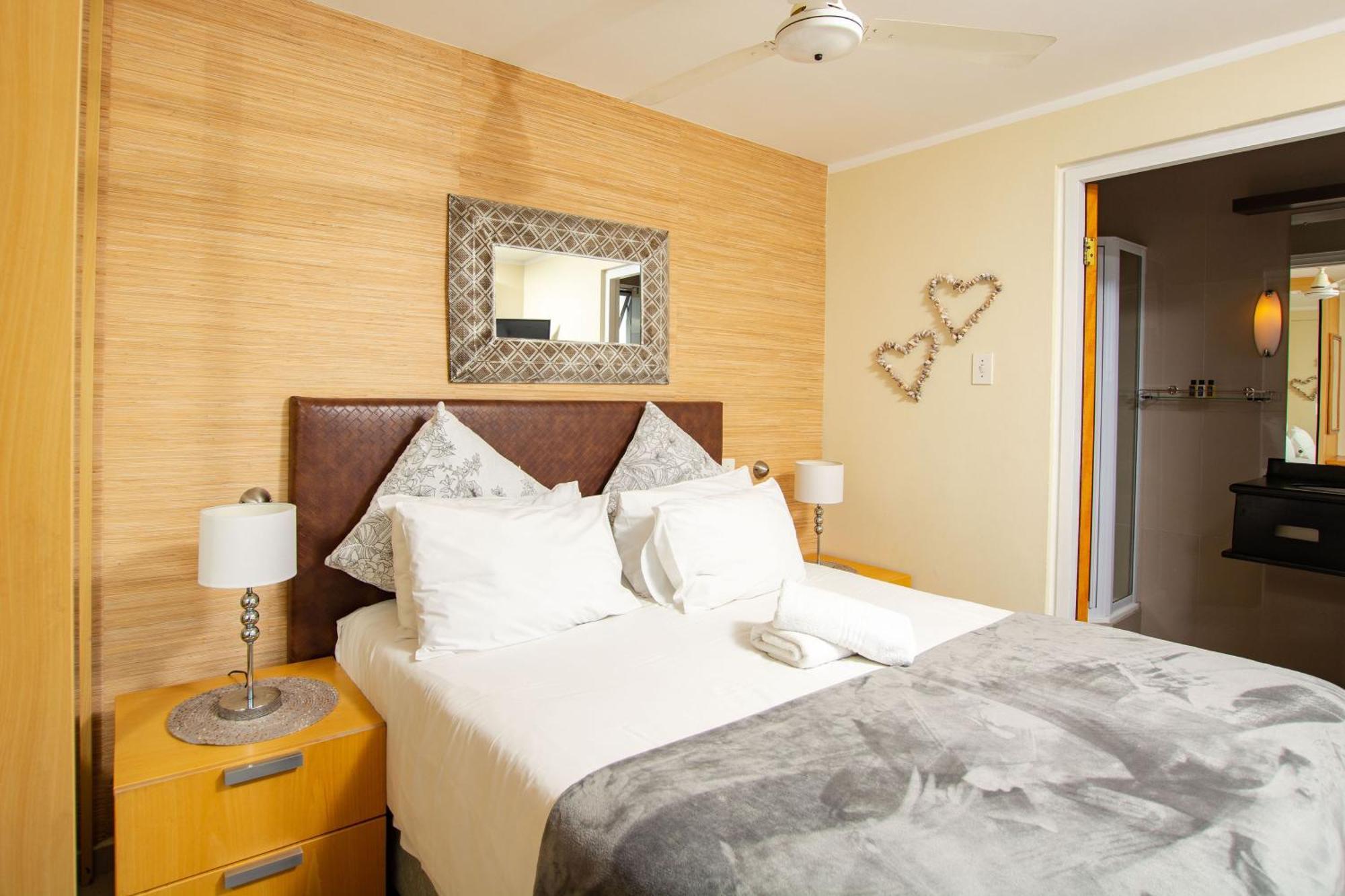 Ocean Breeze Hotel Strand Ngoại thất bức ảnh