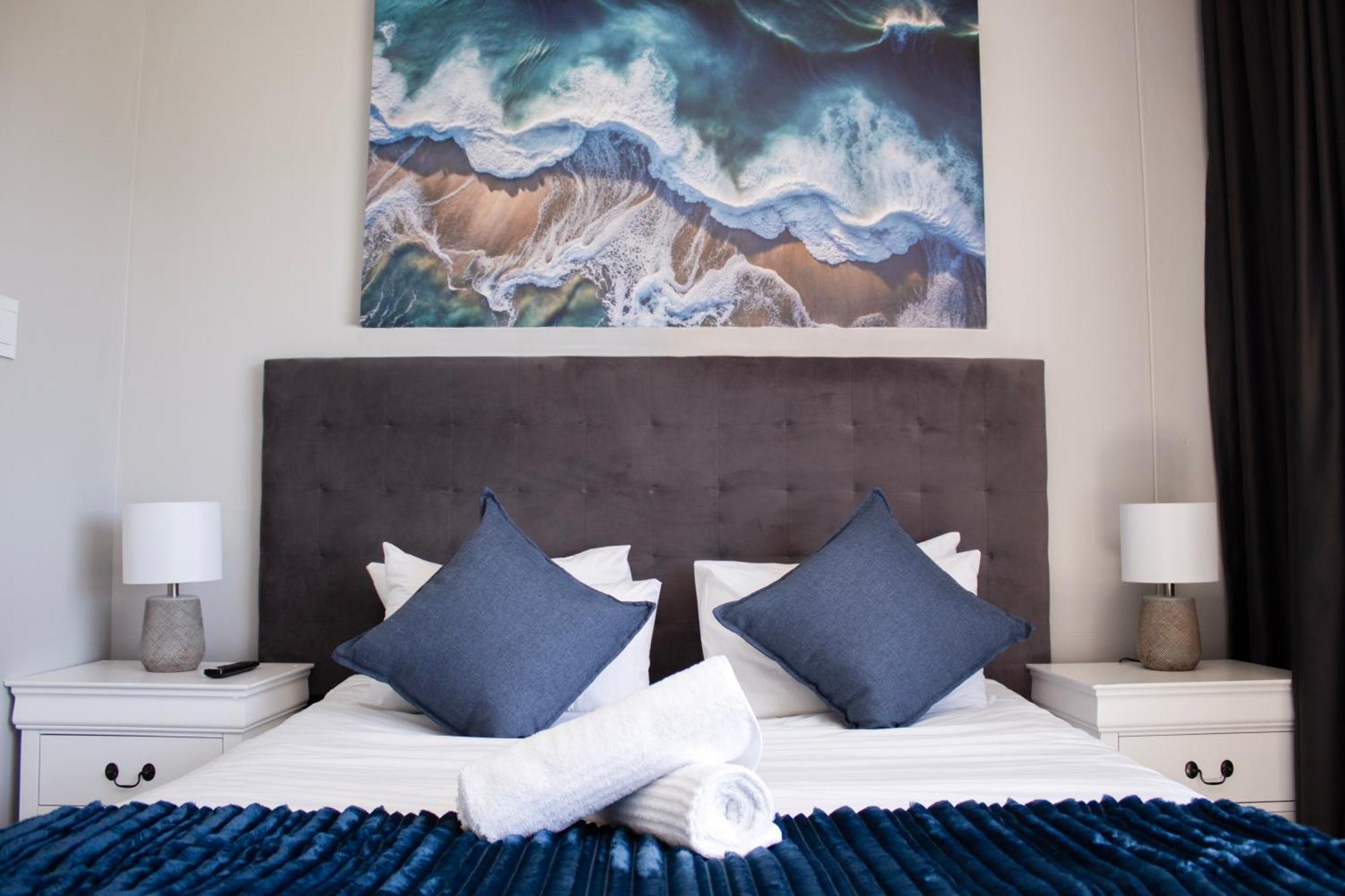 Ocean Breeze Hotel Strand Ngoại thất bức ảnh