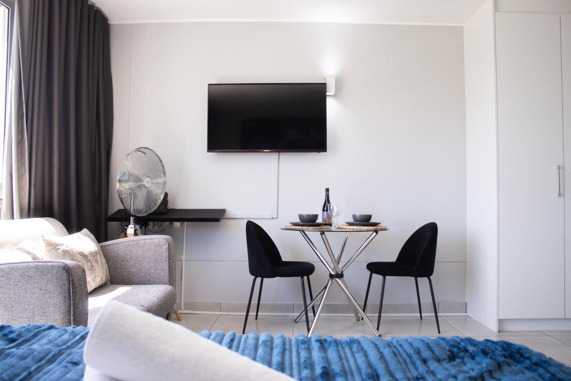 Ocean Breeze Hotel Strand Ngoại thất bức ảnh