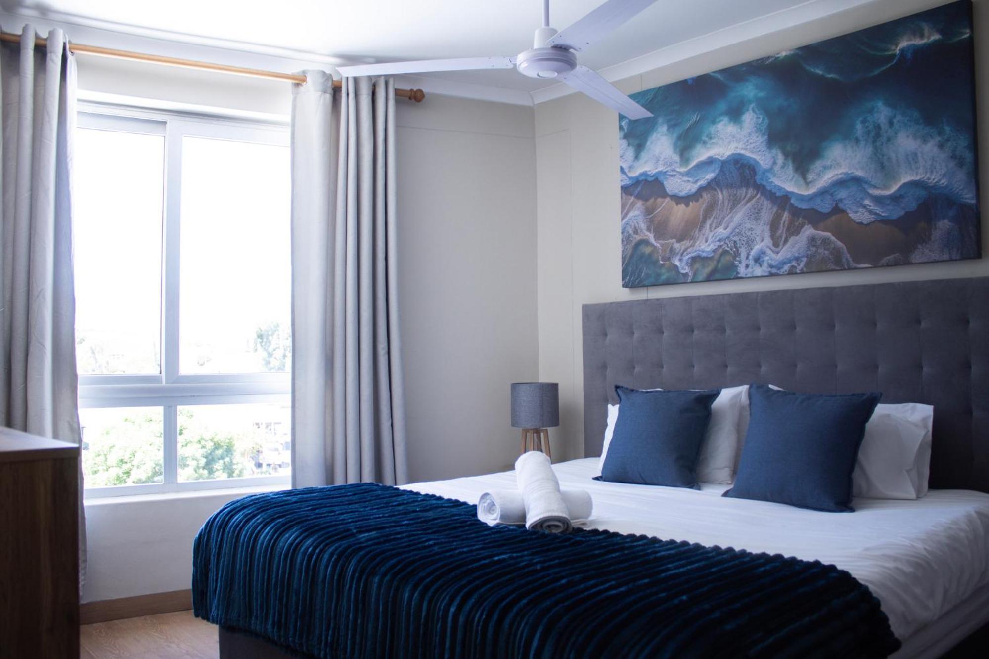 Ocean Breeze Hotel Strand Ngoại thất bức ảnh