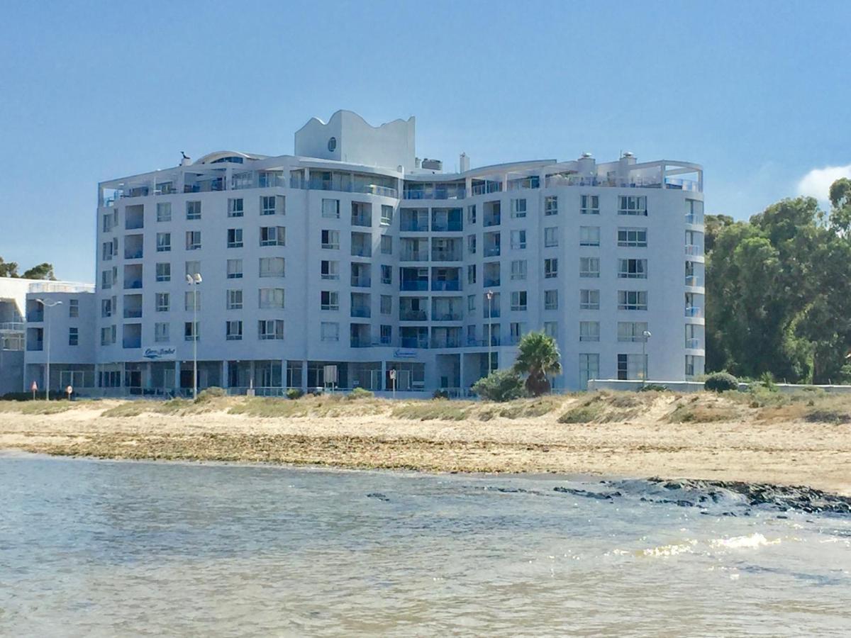 Ocean Breeze Hotel Strand Ngoại thất bức ảnh